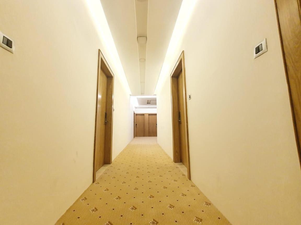 The Moziac Hotel 瓜廖尔 外观 照片